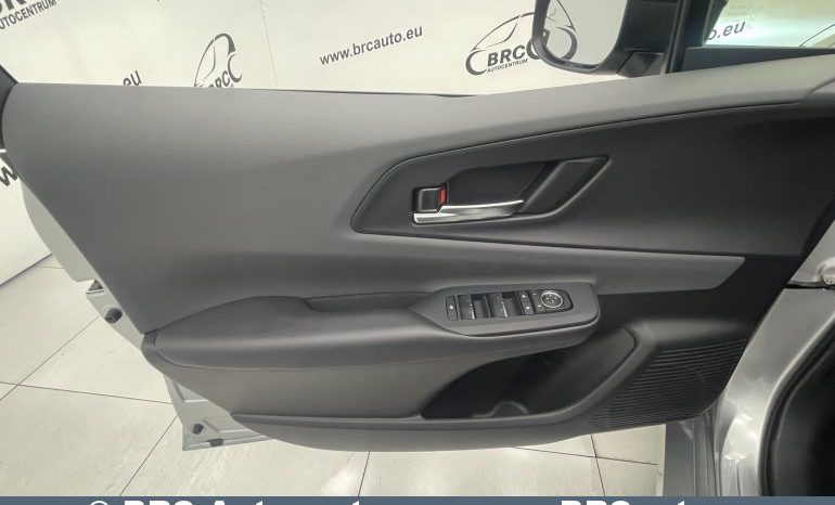 Toyota Prius 2.0 Hybrid Automatas 2023 full