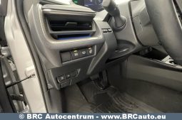 Toyota Prius 2.0 Hybrid Automatas 2023 full