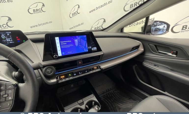 Toyota Prius 2.0 Hybrid Automatas 2023 full