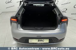 Toyota Prius 2.0 Hybrid Automatas 2023 full