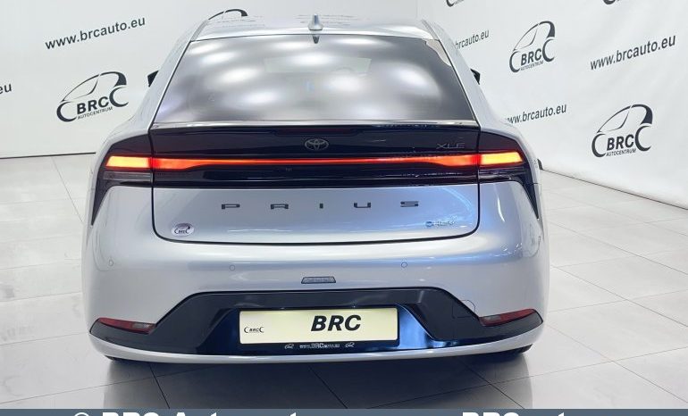 Toyota Prius 2.0 Hybrid Automatas 2023 full