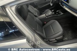 Toyota Prius 2.0 Hybrid Automatas 2023