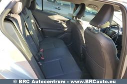 Toyota Prius 2.0 Hybrid Automatas 2023 full