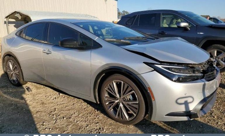 Toyota Prius 2.0 Hybrid Automatas 2023 full