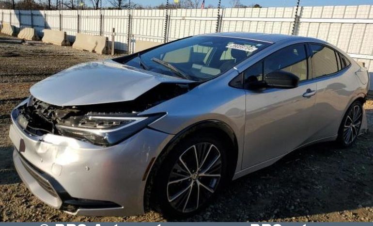 Toyota Prius 2.0 Hybrid Automatas 2023 full
