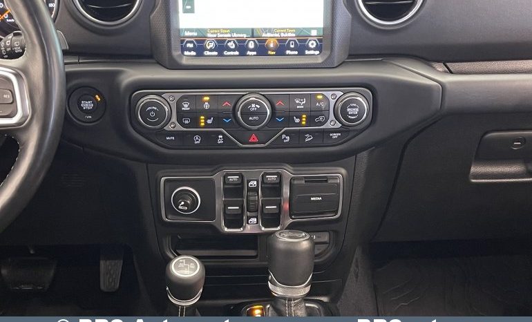 Jeep Wrangler Sahara Unlimited 2.0L T-GDi Automatas 2019 full