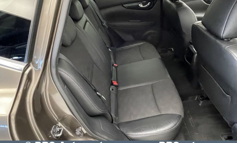 Nissan Qashqai 1.2 DiG-T Automatas 2015 full