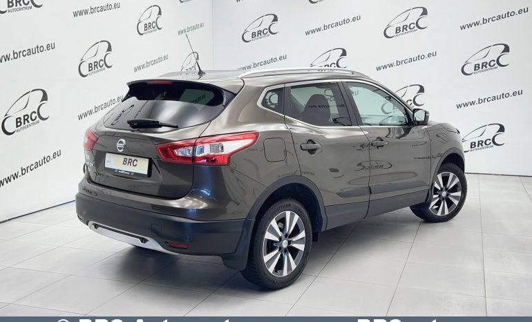 Nissan Qashqai 1.2 DiG-T Automatas 2015 full