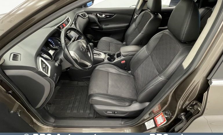 Nissan Qashqai 1.2 DiG-T Automatas 2015 full