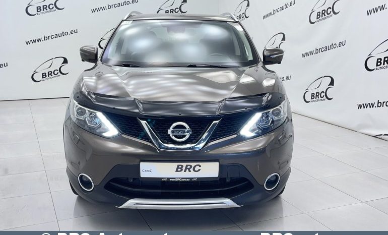 Nissan Qashqai 1.2 DiG-T Automatas 2015 full
