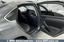 Volkswagen Passat 2.0TDI DSG SE Sedan 2014 full