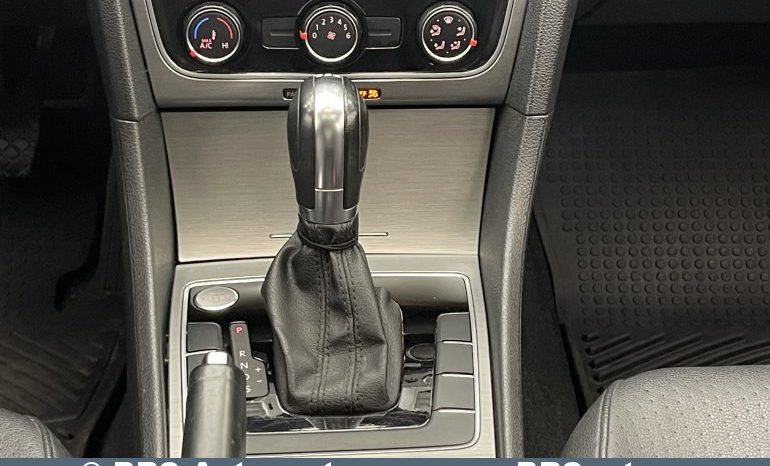 Volkswagen Passat 2.0TDI DSG SE Sedan 2014 full