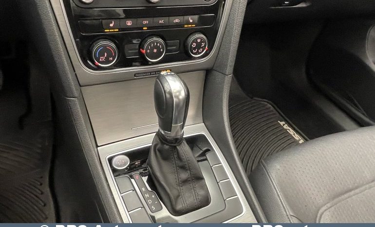 Volkswagen Passat 2.0TDI DSG SE Sedan 2014 full