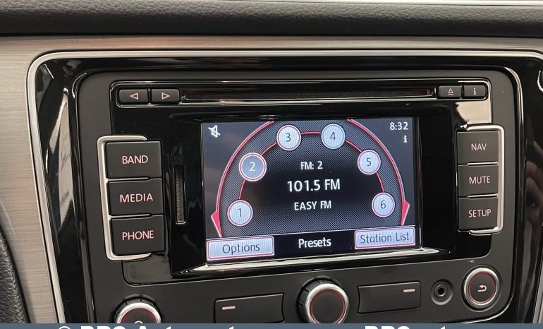 Volkswagen Passat 2.0TDI DSG SE Sedan 2014 full