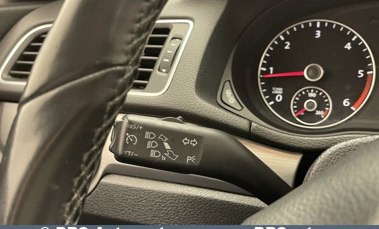 Volkswagen Passat 2.0TDI DSG SE Sedan 2014 full