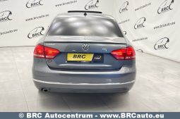 Volkswagen Passat 2.0TDI DSG SE Sedan 2014 full