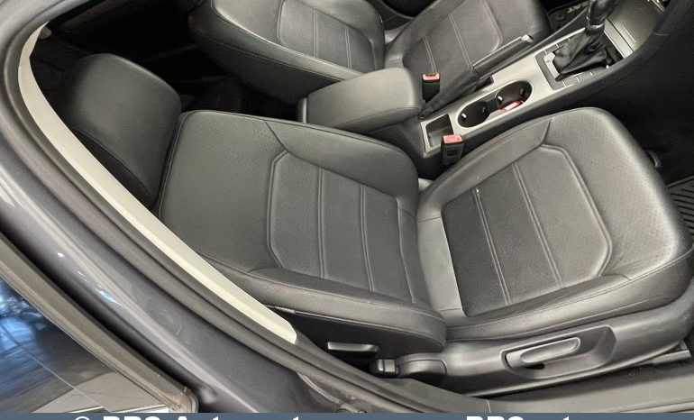 Volkswagen Passat 2.0TDI DSG SE Sedan 2014 full