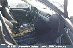 Volkswagen Passat 2.0TDI DSG SE Sedan 2014 full