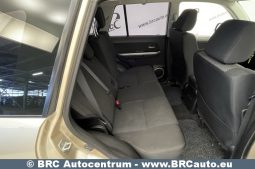 Suzuki Grand Vitara 2.0 AWD 2010 full