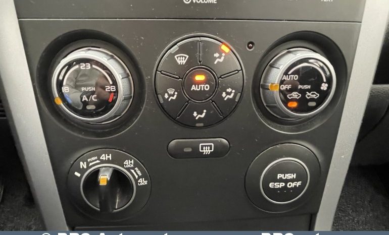 Suzuki Grand Vitara 2.0 AWD 2010 full
