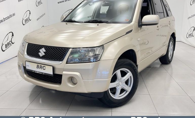 Suzuki Grand Vitara 2.0 AWD 2010 full