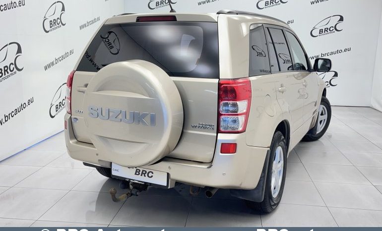 Suzuki Grand Vitara 2.0 AWD 2010 full