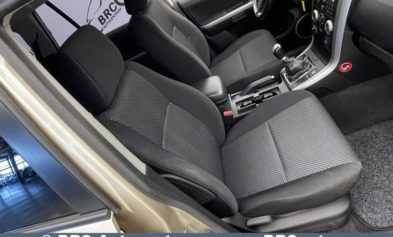 Suzuki Grand Vitara 2.0 AWD 2010 full