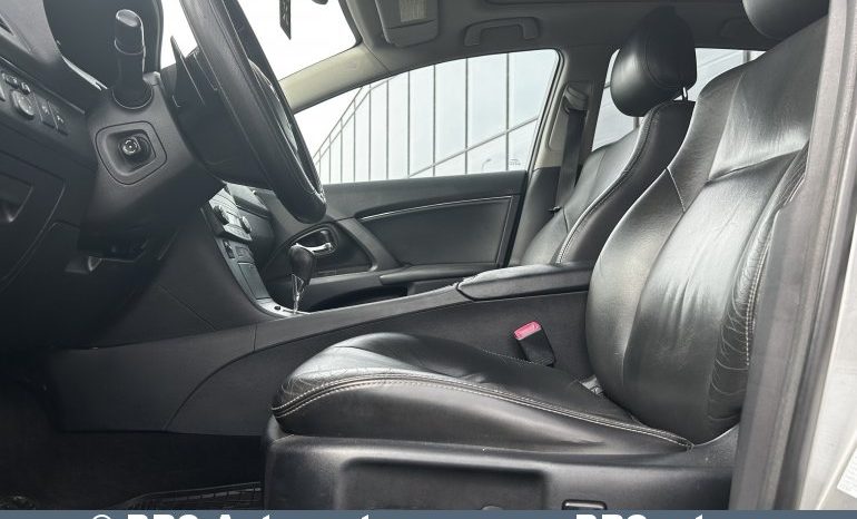 Toyota Avensis 2.2 D-CAT Wagon Automatas 2012 full