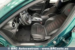 Alfa Romeo Tonale Mild Hybrid Speciale 2022 full