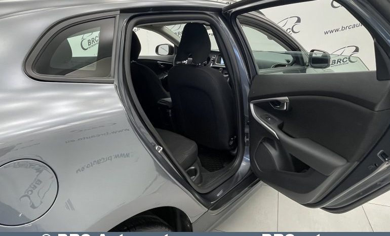 Volvo V40 Cross Country D2 2013 full