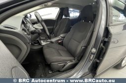 Volvo V40 Cross Country D2 2013 full
