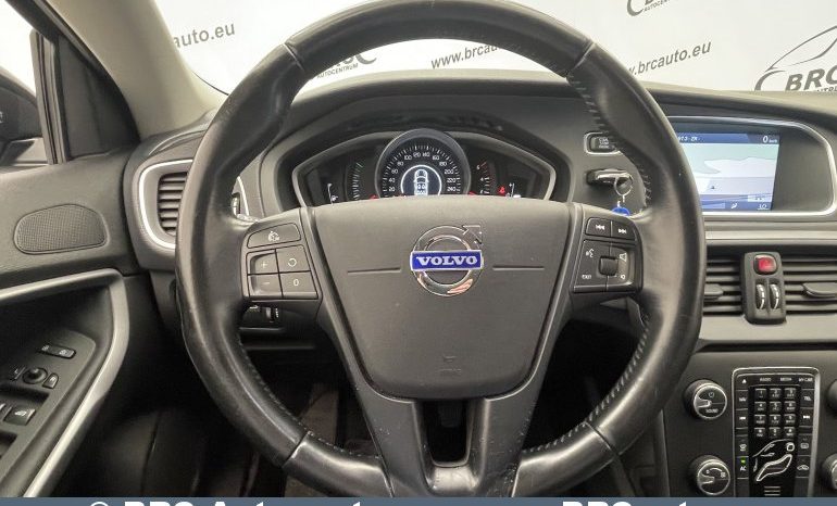 Volvo V40 Cross Country D2 2013 full