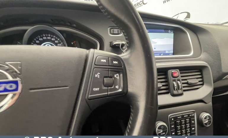 Volvo V40 Cross Country D2 2013 full