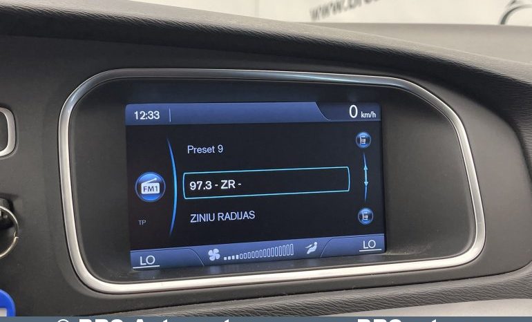Volvo V40 Cross Country D2 2013 full