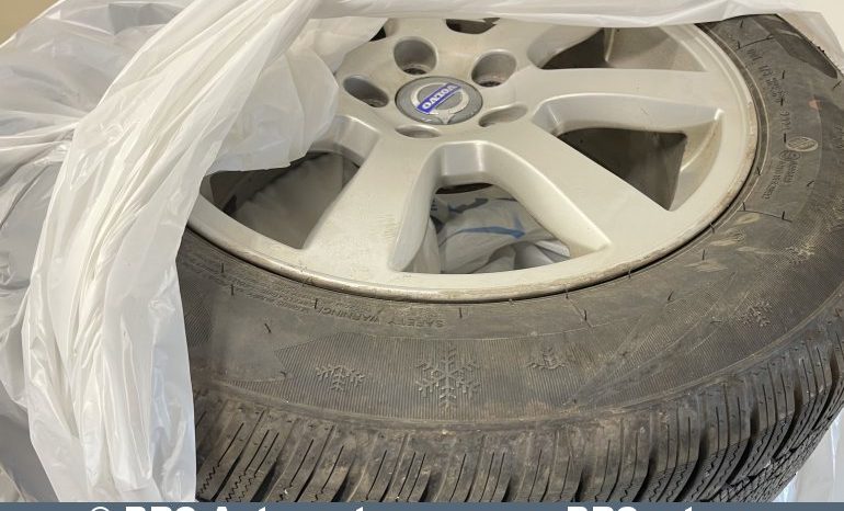 Volvo V40 Cross Country D2 2013 full