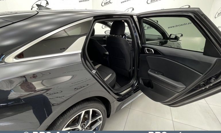 Kia Proceed Shooting Brake 1.4 T-GDI Automatas 2019 full