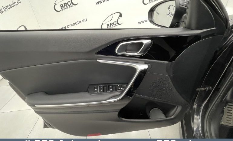 Kia Proceed Shooting Brake 1.4 T-GDI Automatas 2019 full