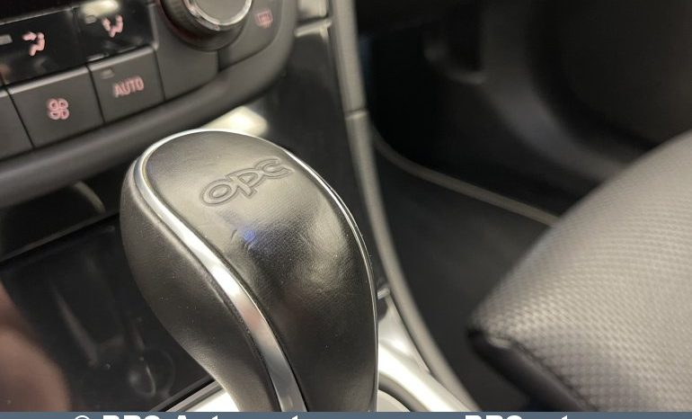 Opel Insignia OPC 2.8 V6 Automatas 2011 full