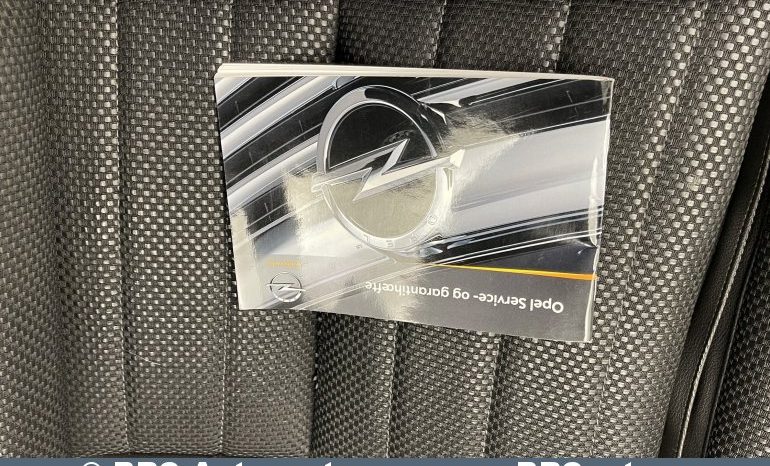 Opel Insignia OPC 2.8 V6 Automatas 2011 full