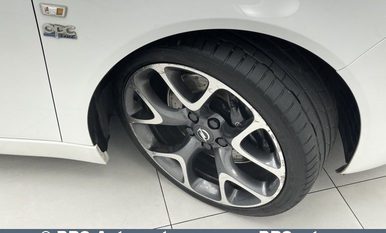 Opel Insignia OPC 2.8 V6 Automatas 2011 full