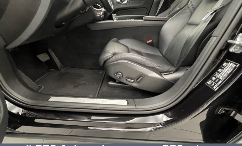 Volvo XC 60 B4 Mild-Hybrid Automatas 2021 full