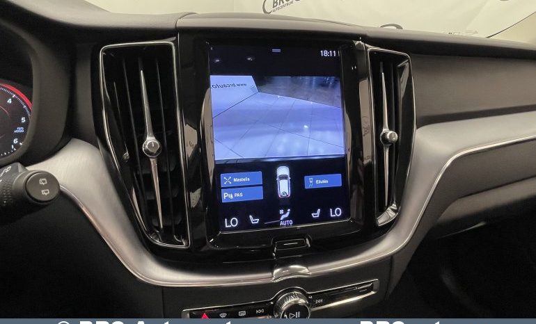 Volvo XC 60 B4 Mild-Hybrid Automatas 2021 full