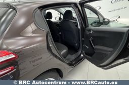 Peugeot 208 PureTech 1.2 VTi 2012 full