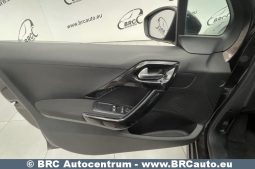 Peugeot 208 PureTech 1.2 VTi 2012 full