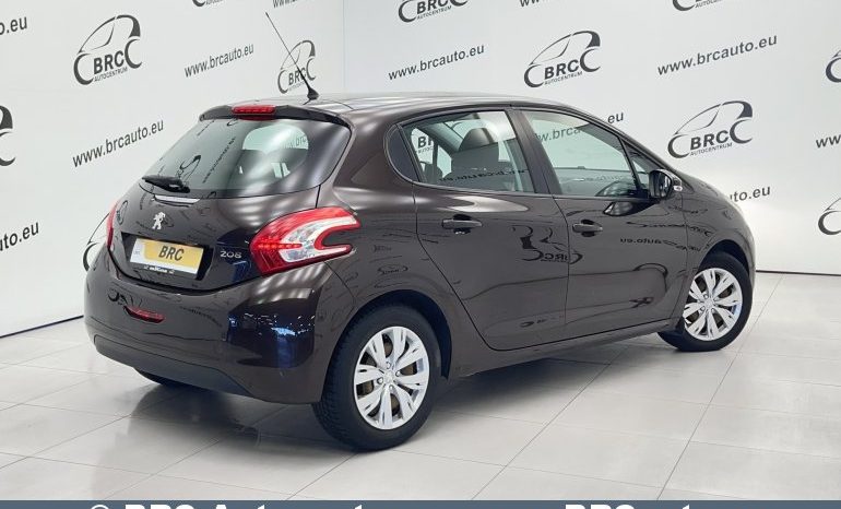 Peugeot 208 PureTech 1.2 VTi 2012 full