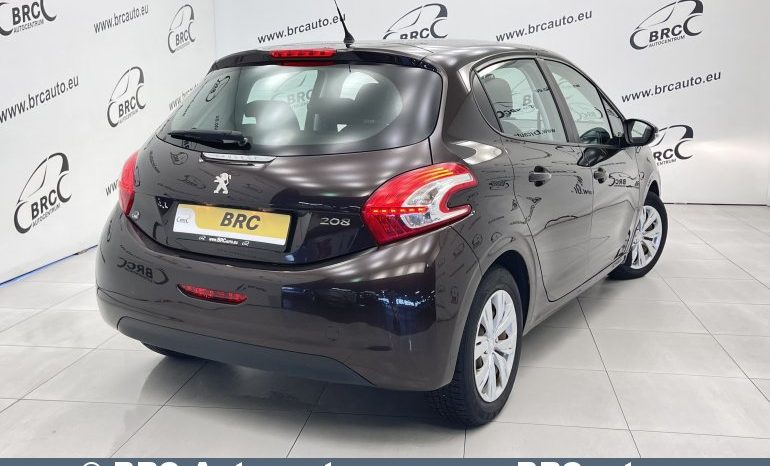 Peugeot 208 PureTech 1.2 VTi 2012 full