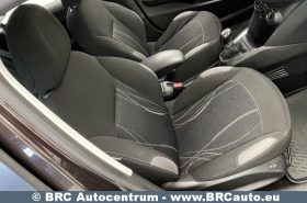 Peugeot 208 PureTech 1.2 VTi 2012