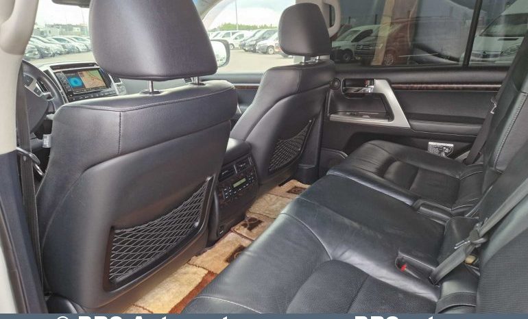 Toyota Land Cruiser 200 4.5 D V8 Executive Automatas 2013 full