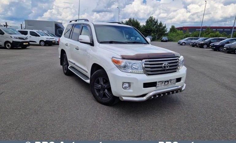 Toyota Land Cruiser 200 4.5 D V8 Executive Automatas 2013 full