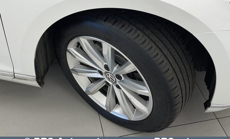 Volkswagen Passat 2.0 TDI DSG Automatas 2017 full
